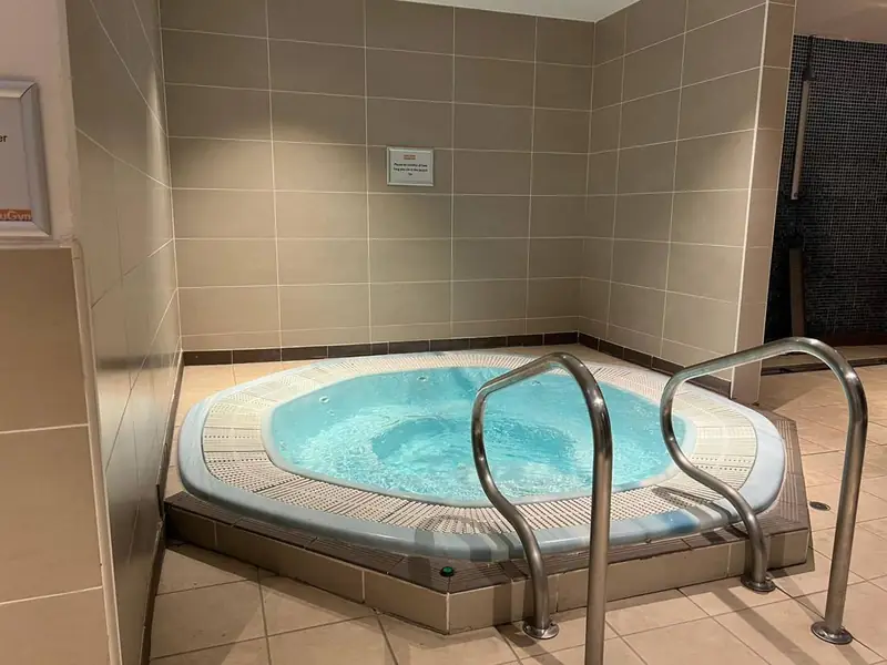 Jacuzzi at truGym Huddersfield